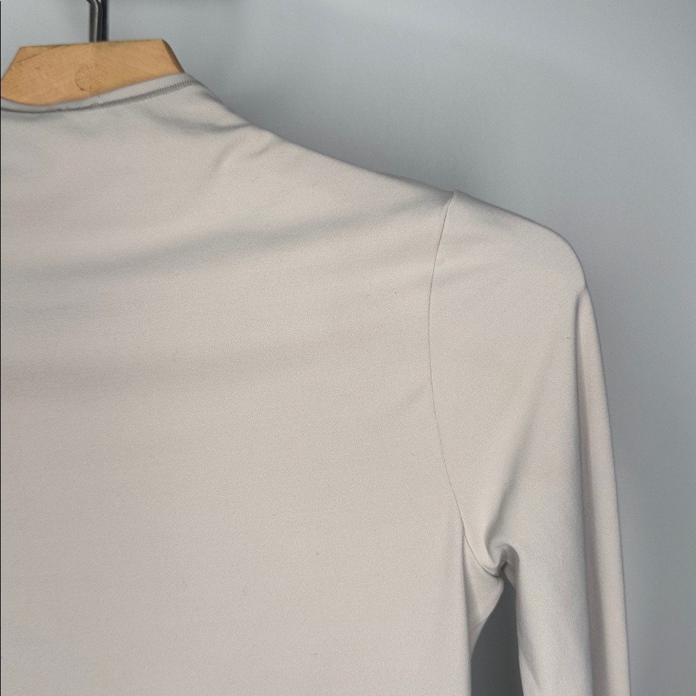 NWT Vuori AllTheFeels™ Long Sleeve Mock Neck Top • Cream • XS - Picture 13 of 14